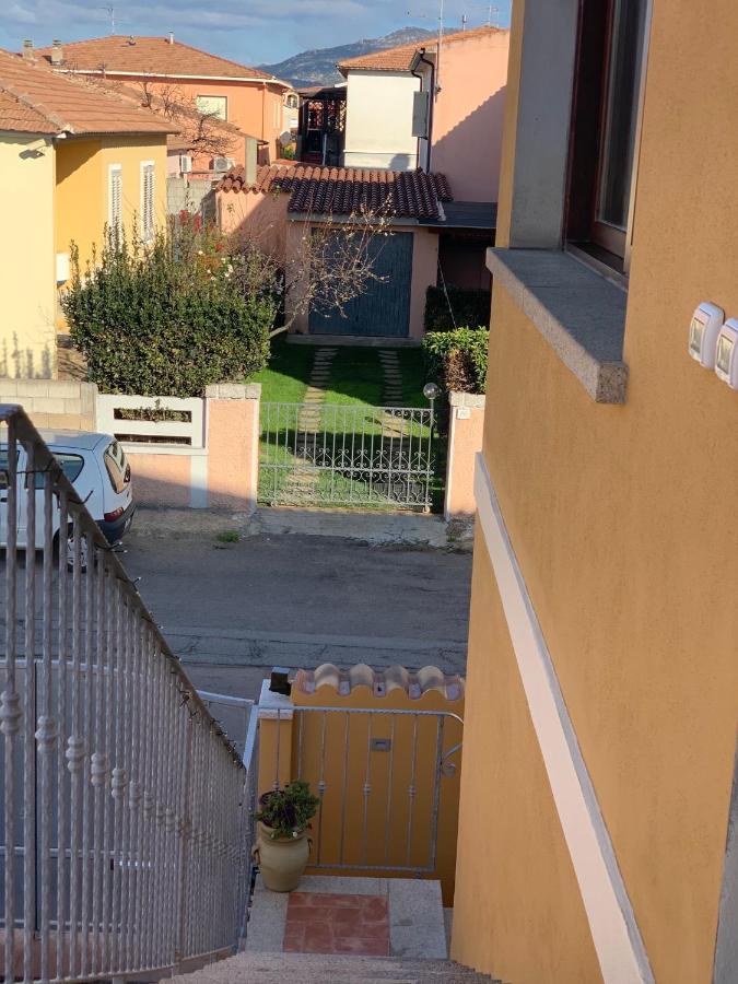 Casa Frencis Hotel Olbia Buitenkant foto
