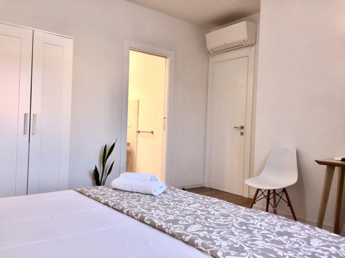 Casa Frencis Hotel Olbia Buitenkant foto