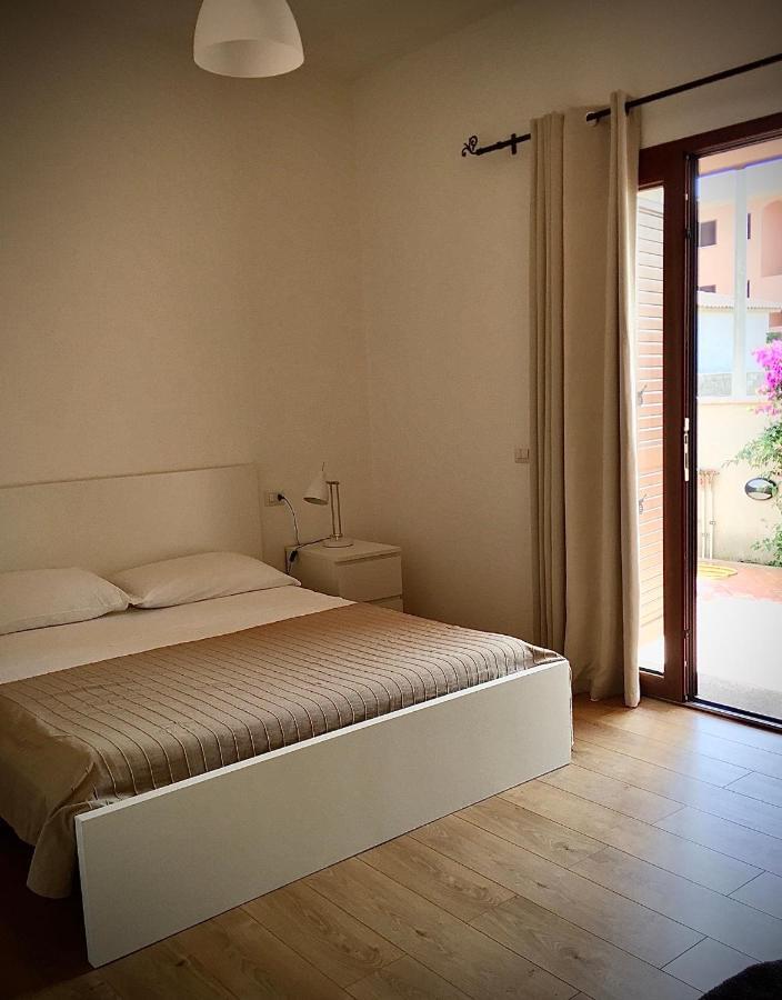 Casa Frencis Hotel Olbia Buitenkant foto